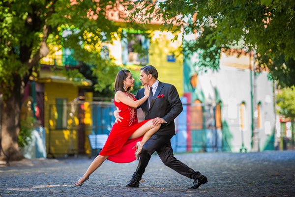 Argentinian Tango, Buenos Aires  shutterstock 1025272363 800